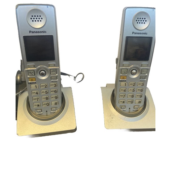 Panasonic Phones KX-TG5777 5.8GHz Cordless Expandable Digital w/3 Handsets - Picture 8 of 11